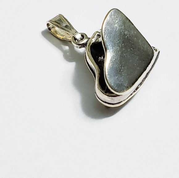 Grand Piano Charm Pendant - Picture 4 of 5